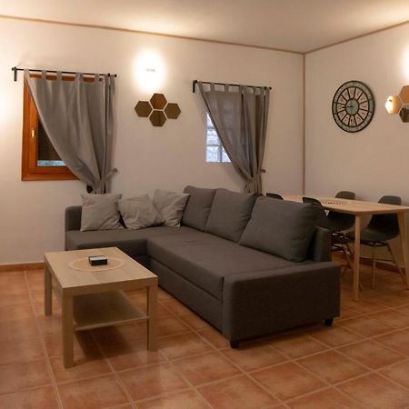 Apartamentos Erlueta Calatayud Kültér fotó