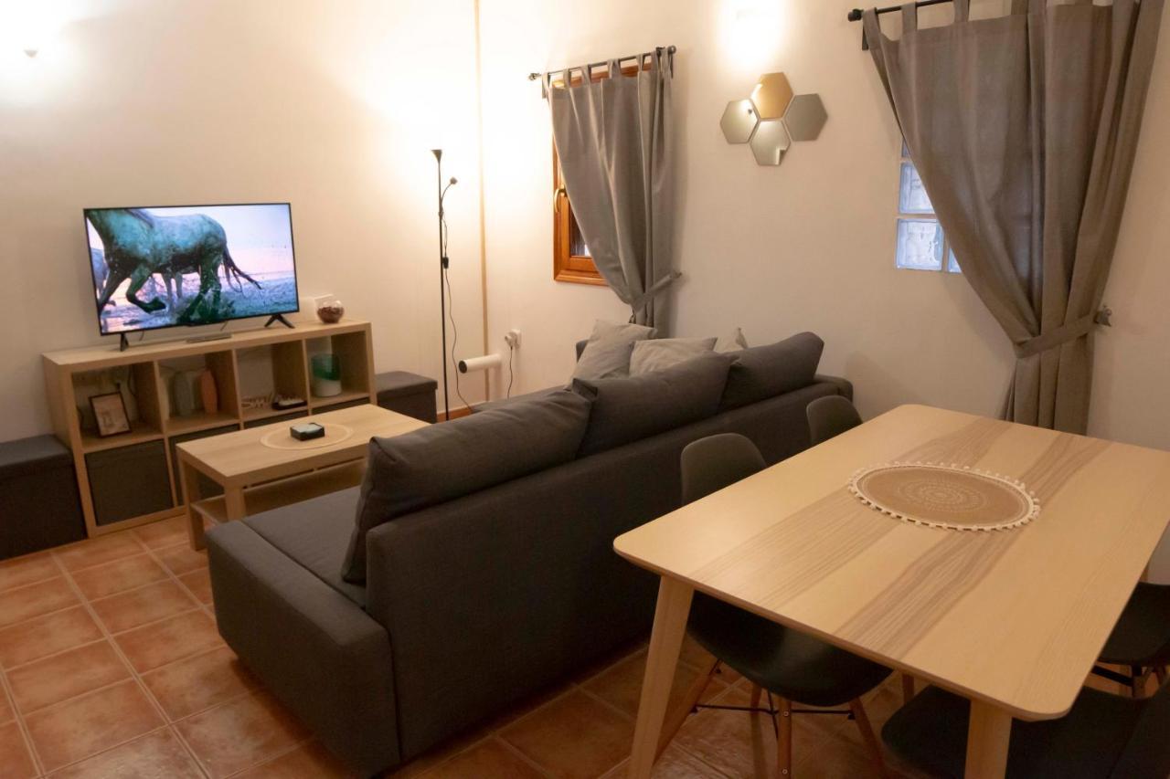 Apartamentos Erlueta Calatayud Kültér fotó